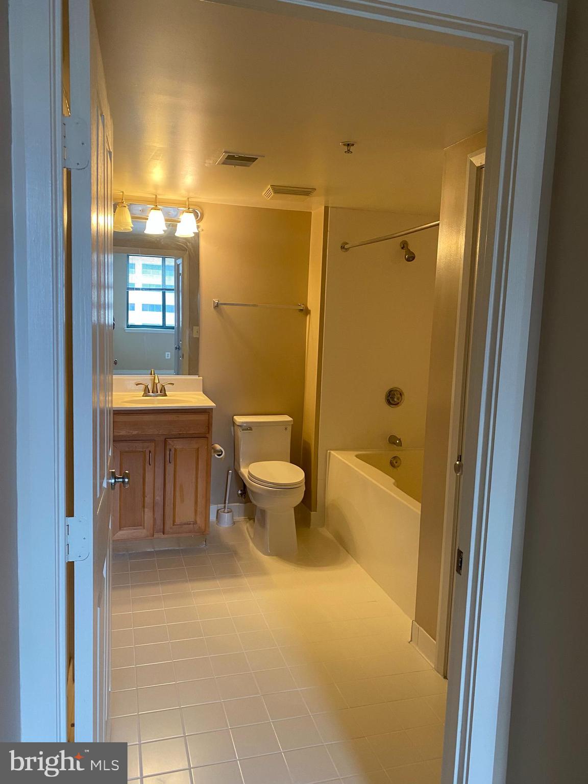 WATER STREET CONDOMINIUMS - Residential Lease