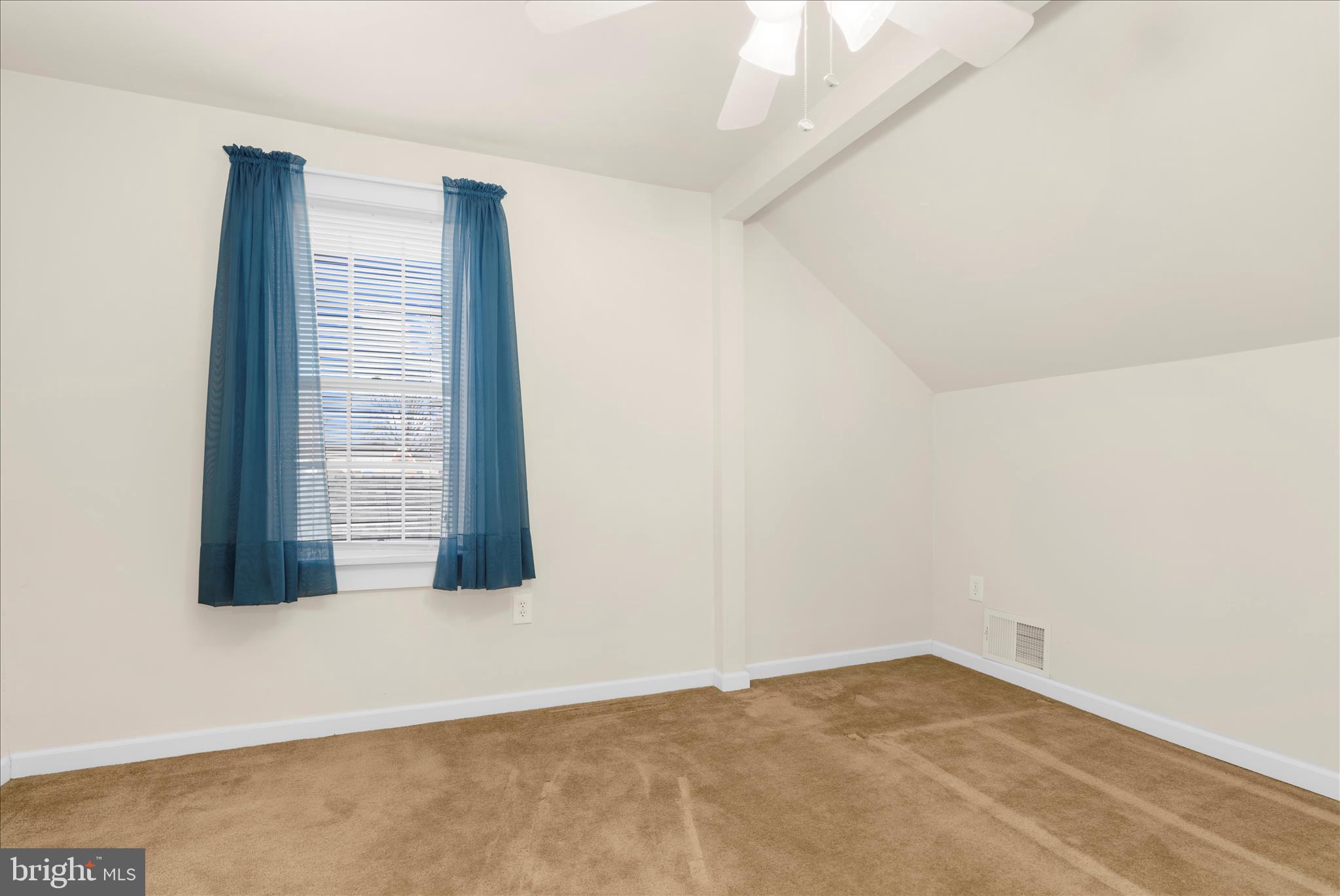 DUNDALK FARMS - Residential