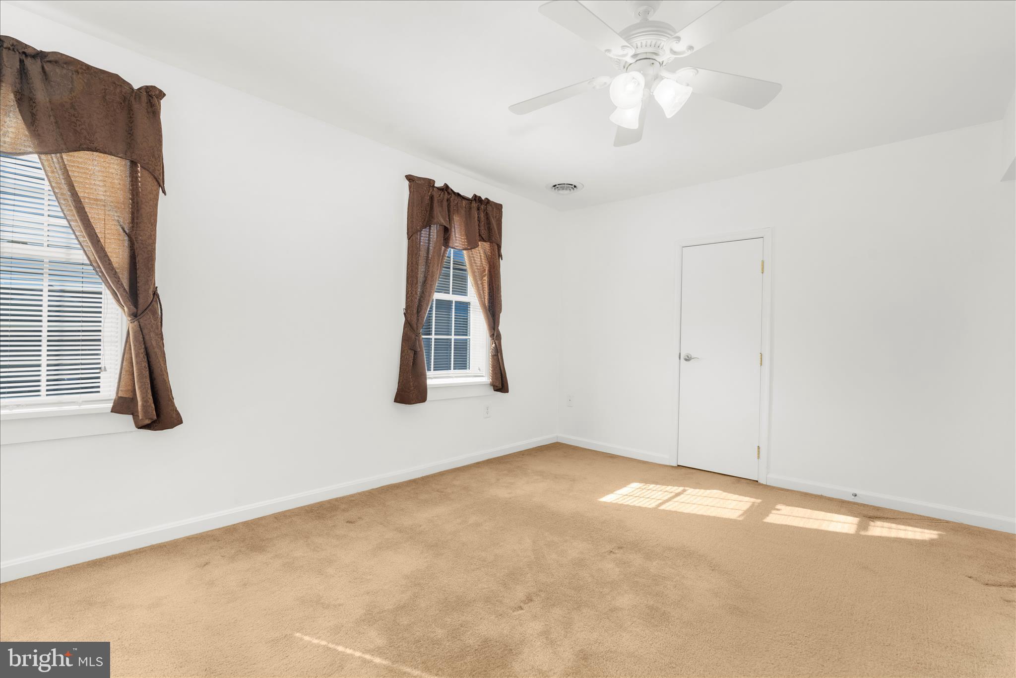 DUNDALK FARMS - Residential