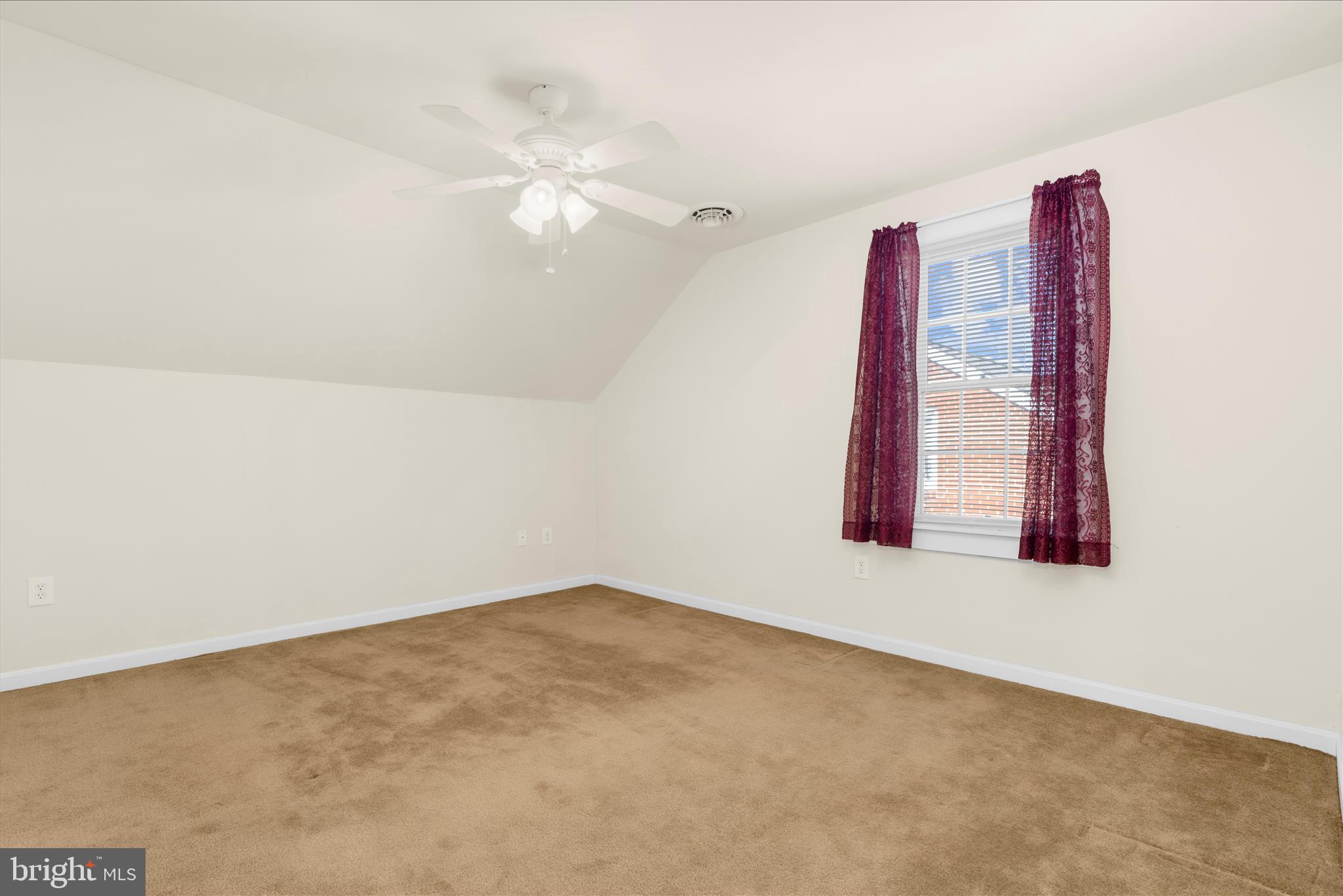 DUNDALK FARMS - Residential