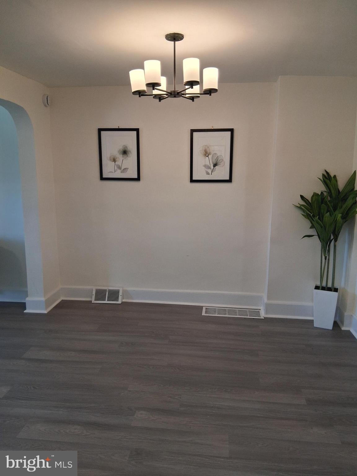 1412 W 9TH STREET