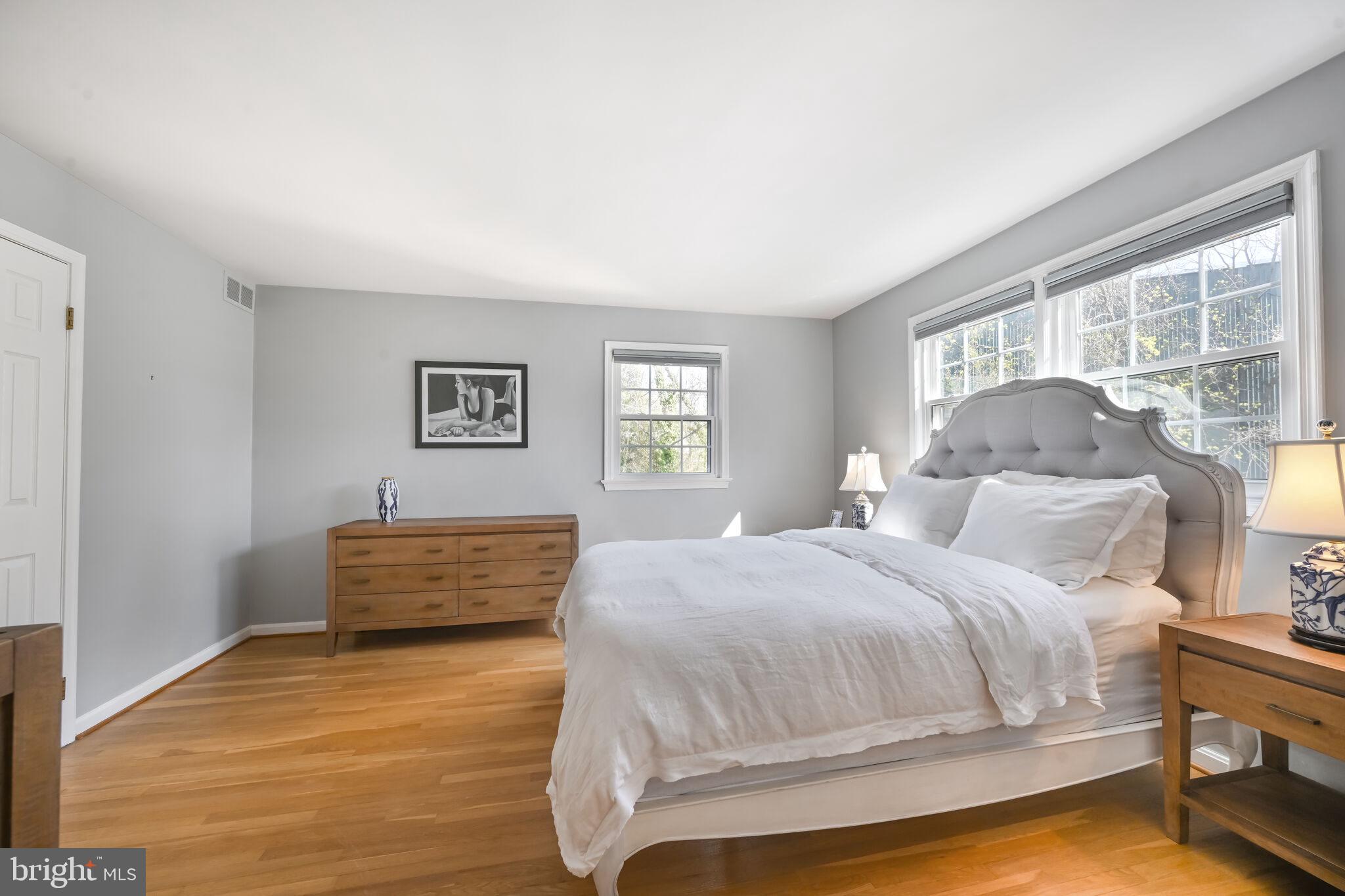 KENWOOD - Residential