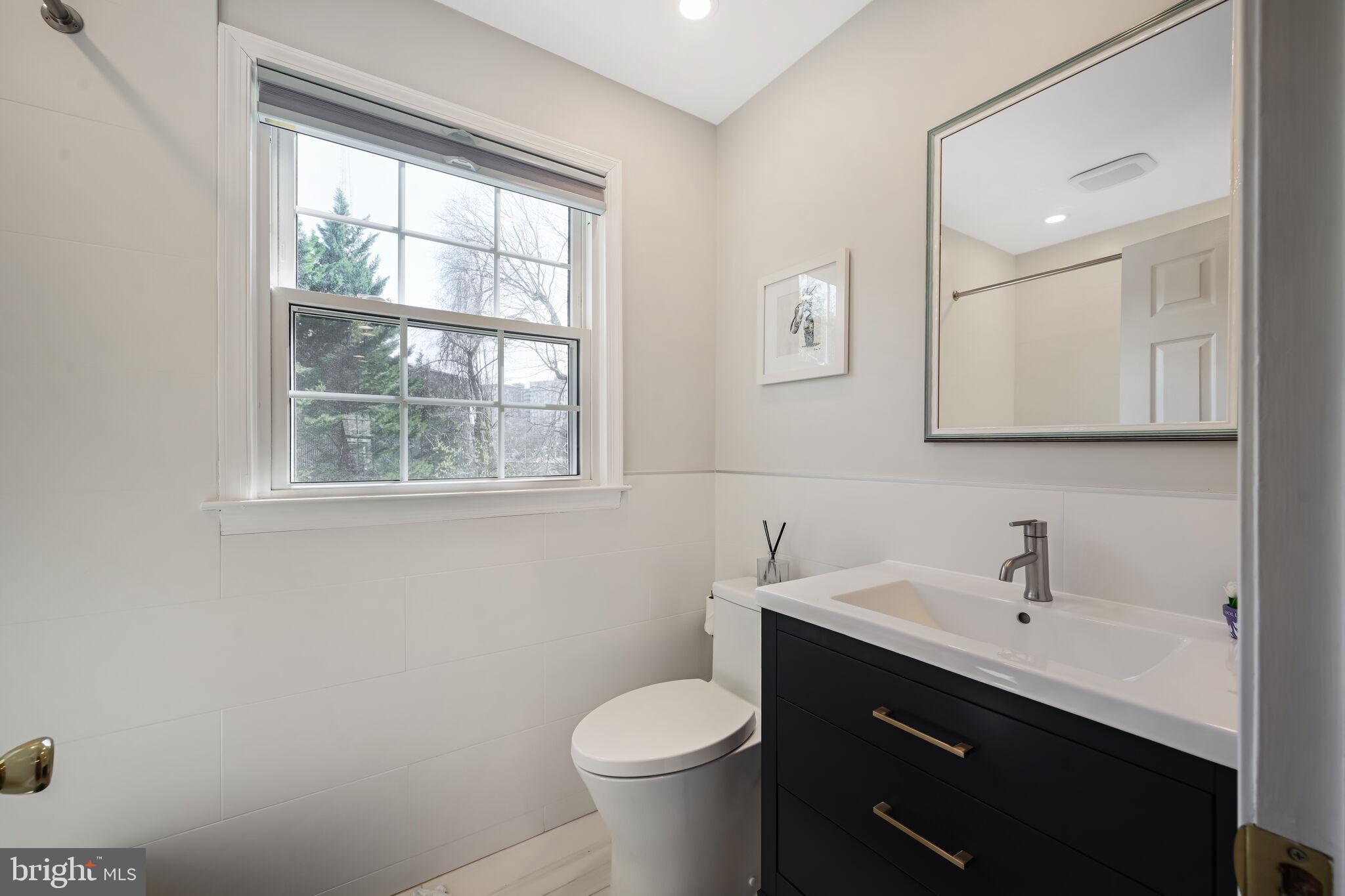 KENWOOD - Residential