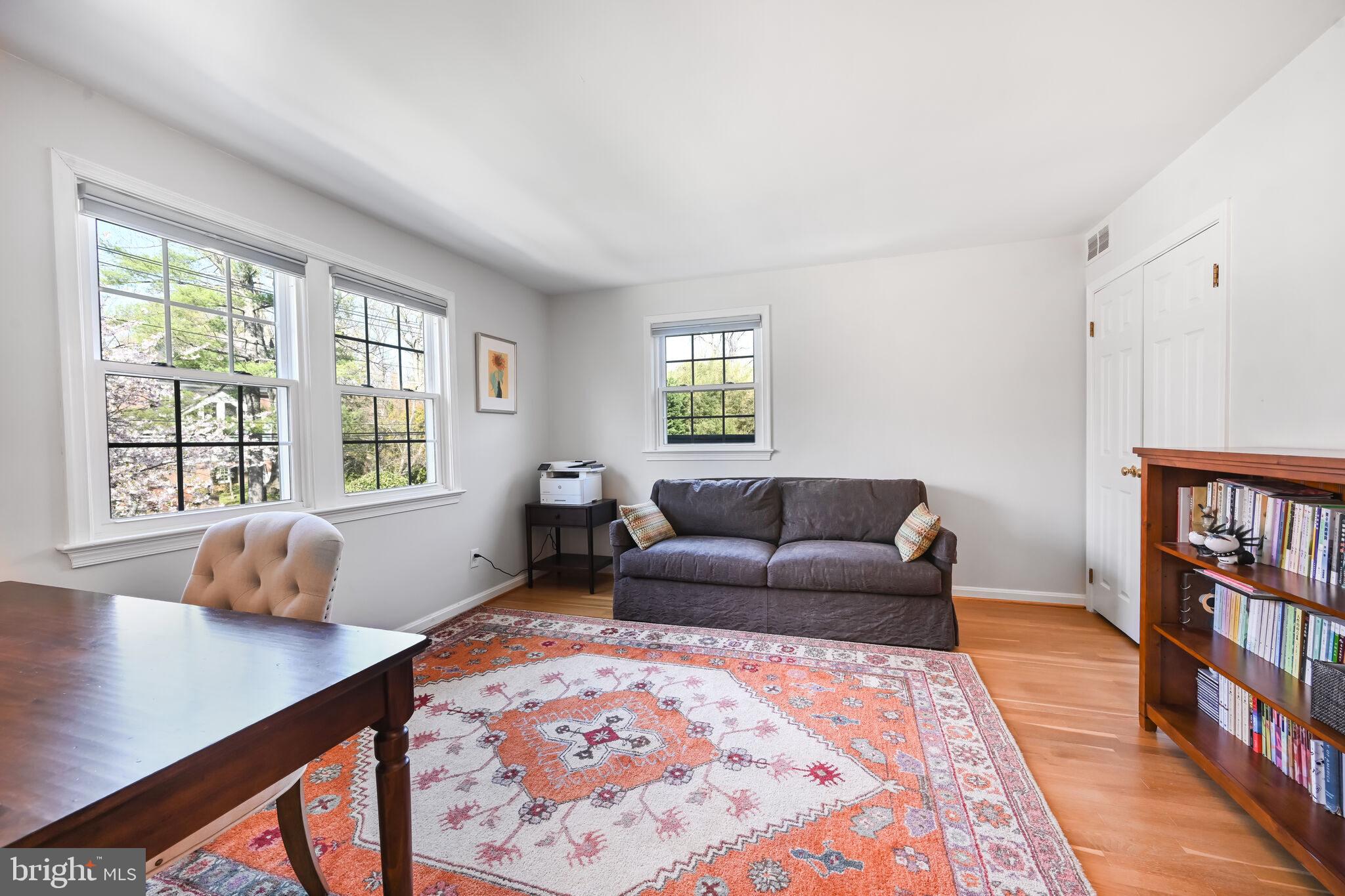 KENWOOD - Residential