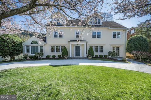 Photo of 5200 Lawn Way, CHEVY CHASE, MD 20815 (MLS # MDMC2172516)