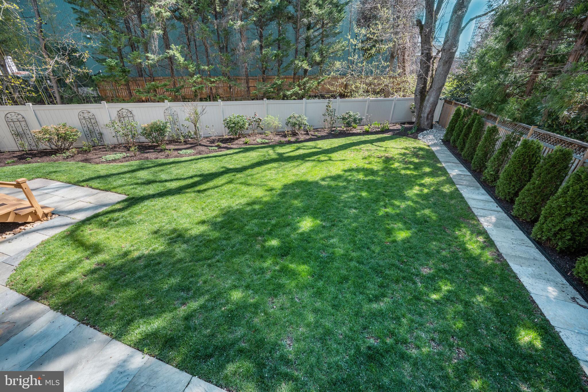 KENWOOD - Residential