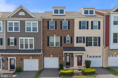 6070 CAMERONS FERRY DRIVE HAYMARKET VA 20169