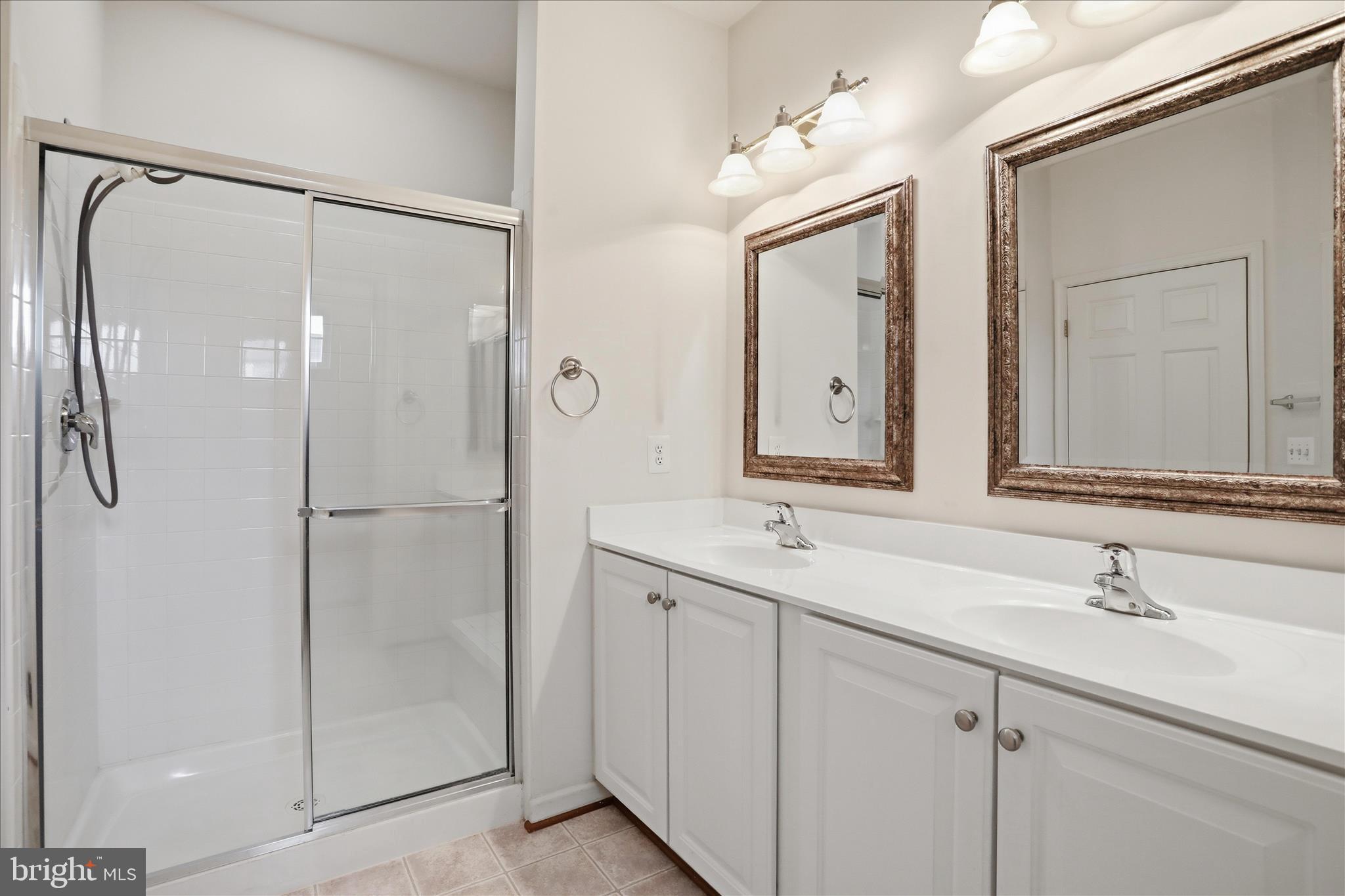 STEPHENS LANDING - Residential