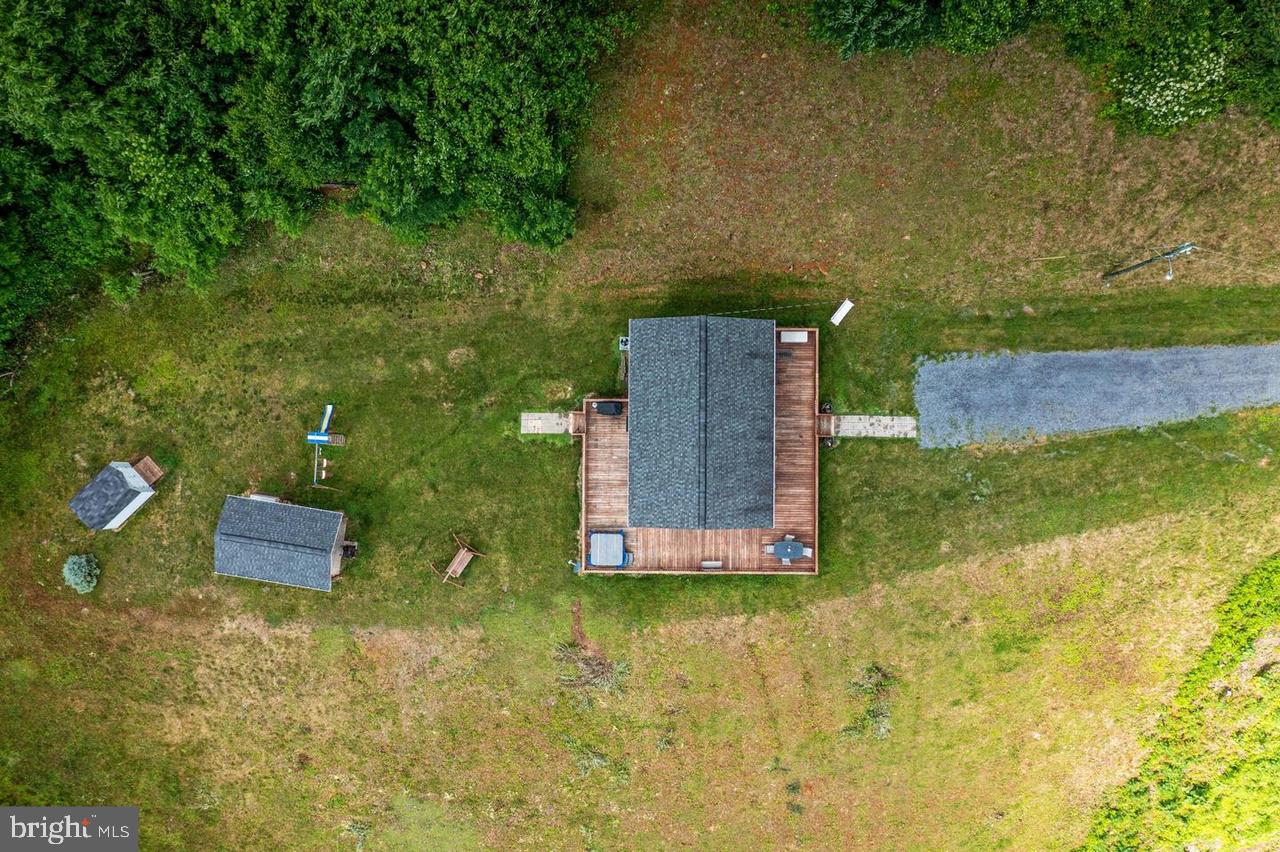 897 HELMS ROAD