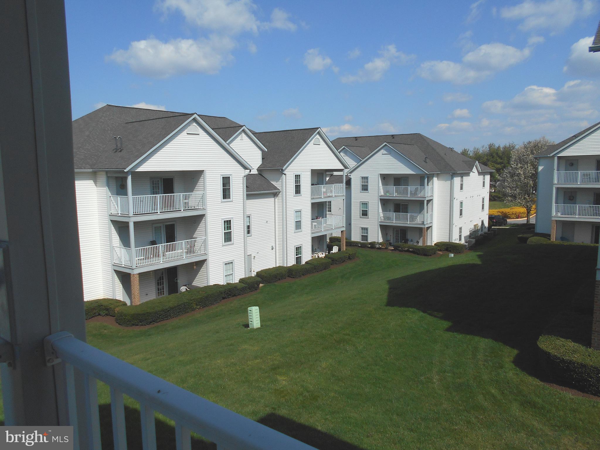 WINIFRED MANOR - Residential