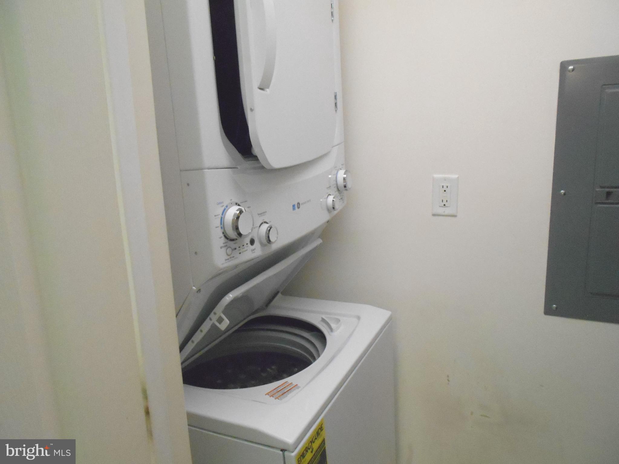 WINIFRED MANOR - Residential