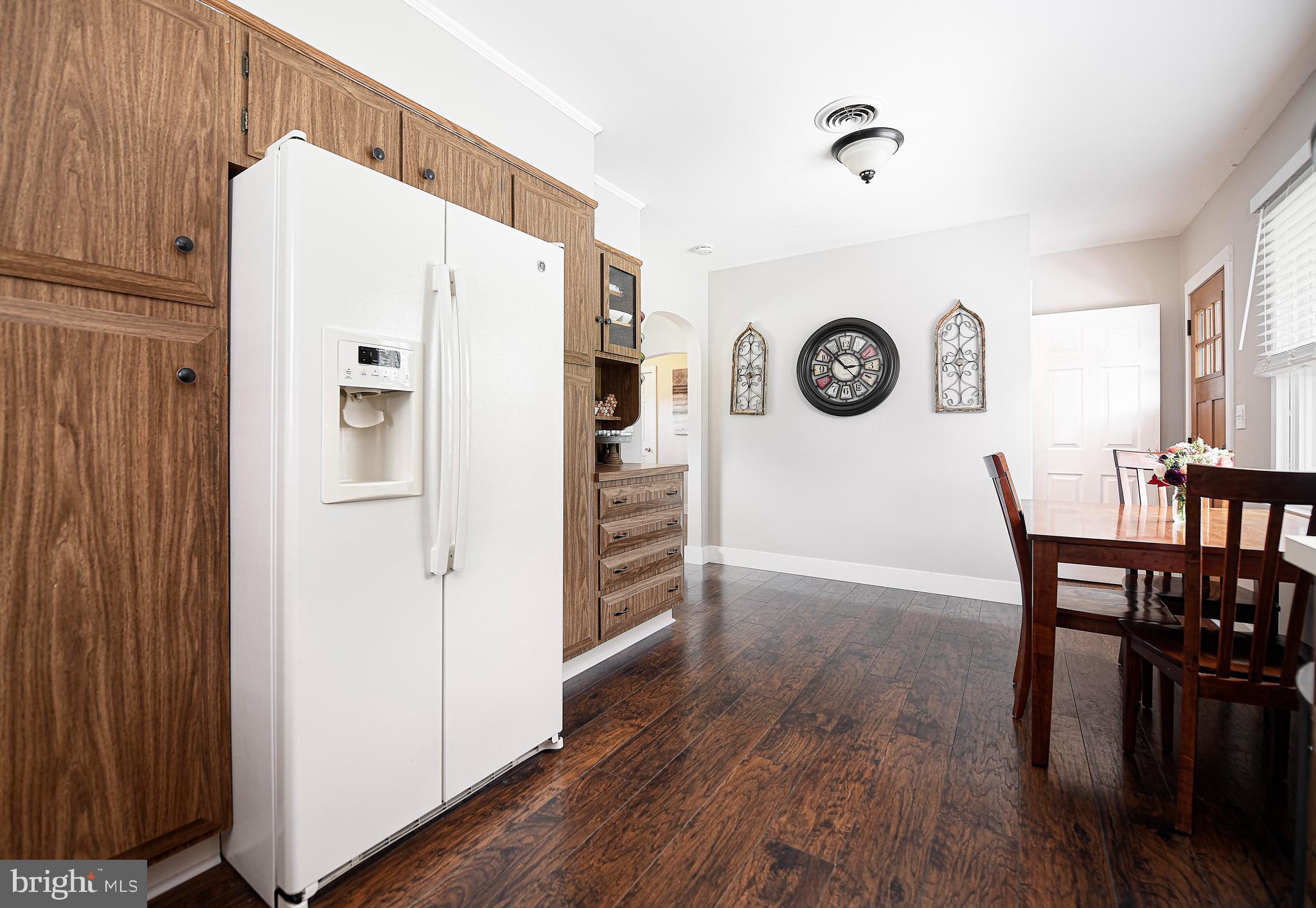 BURKLEY MANOR - Residential