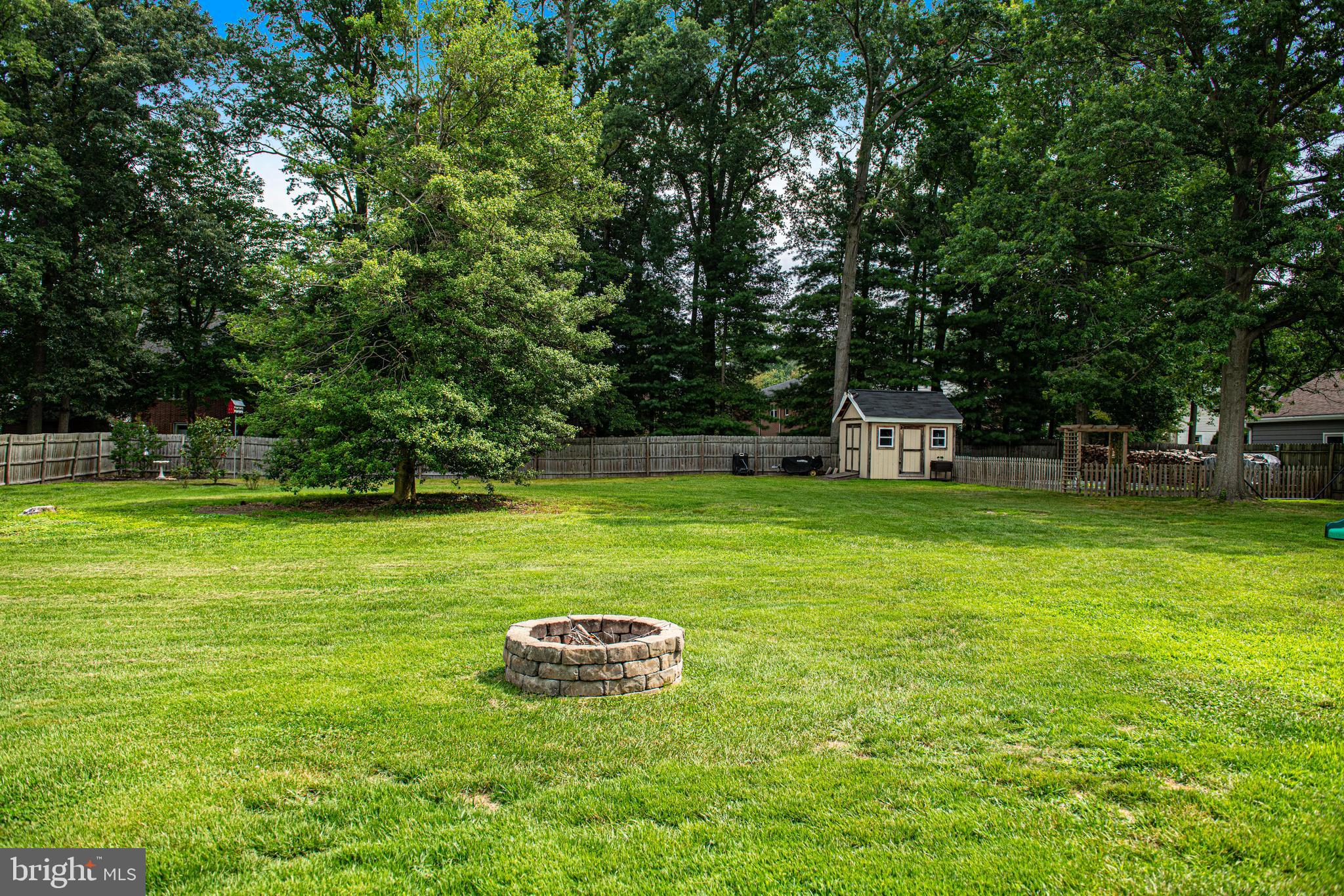 BURKLEY MANOR - Residential