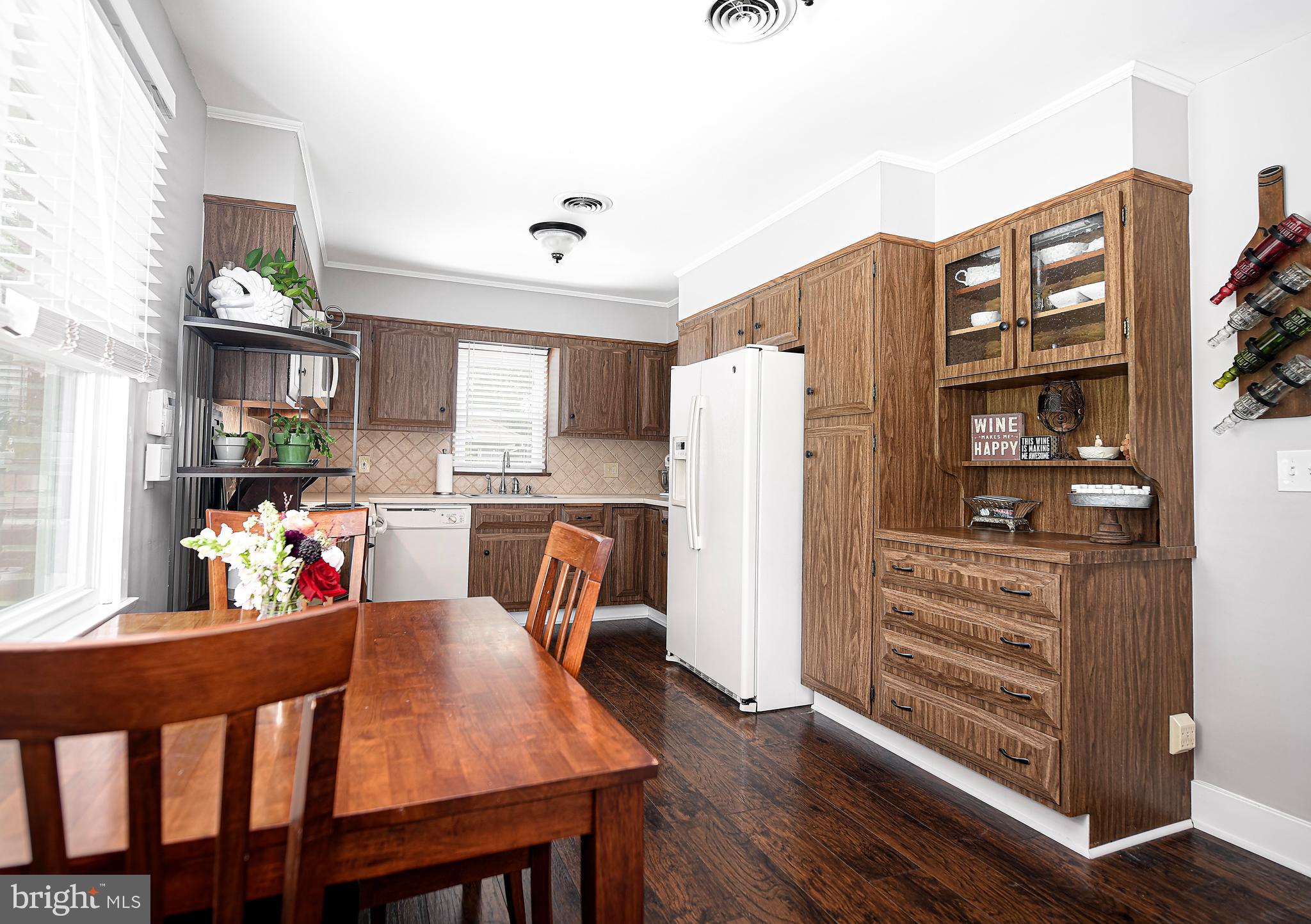 BURKLEY MANOR - Residential