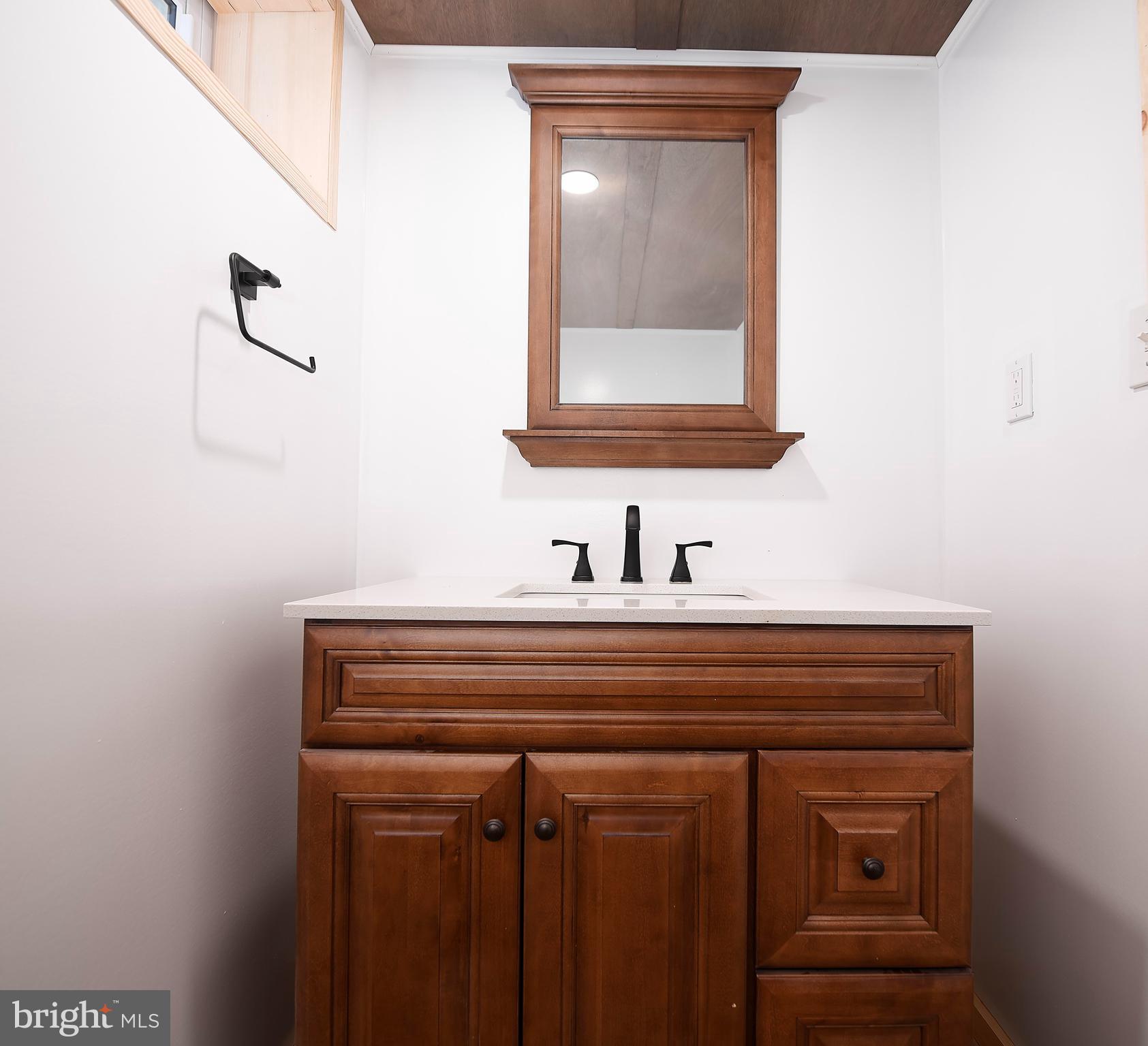 BURKLEY MANOR - Residential