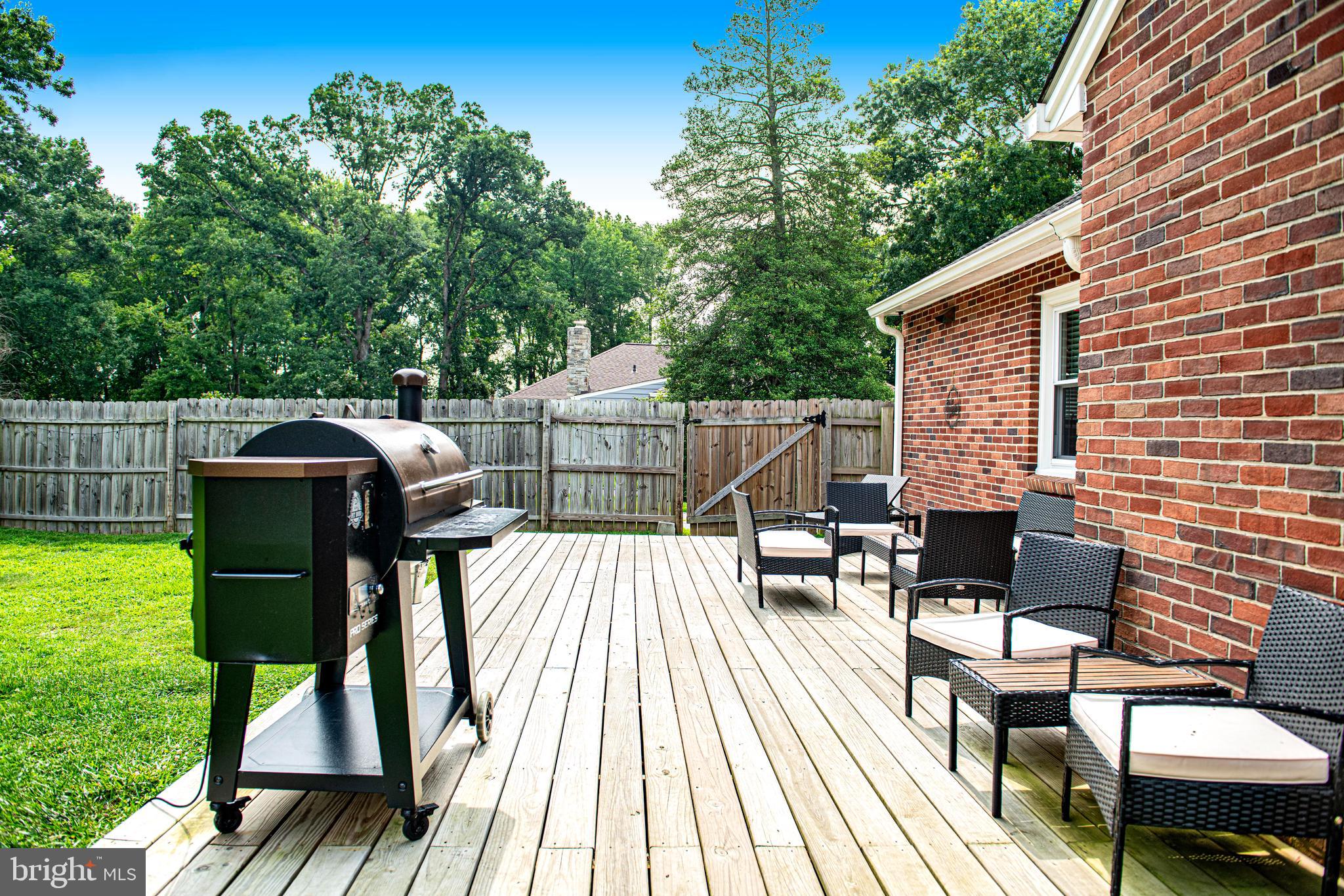 BURKLEY MANOR - Residential