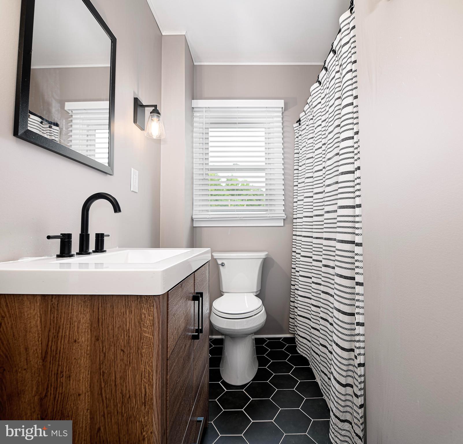 BURKLEY MANOR - Residential