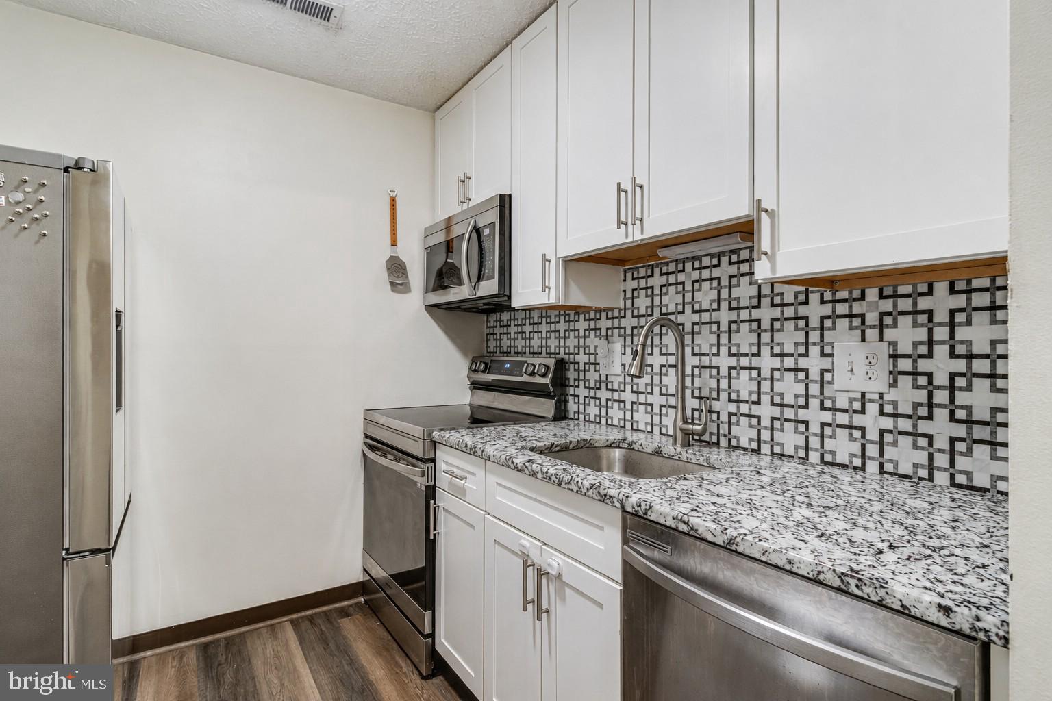 23254 CHESTNUT OAK COURT 4A