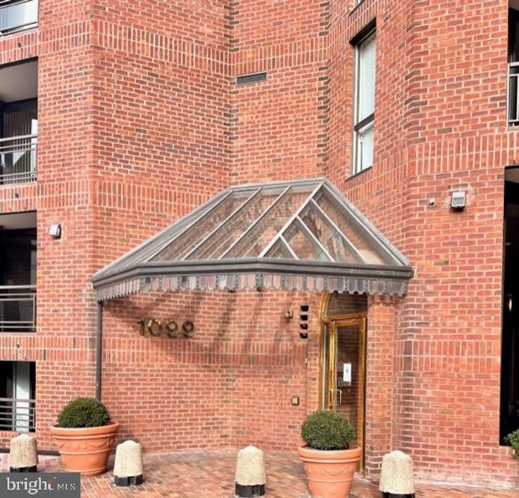 Photo of 1099 22nd Street NW #207, WASHINGTON, DC 20037 (MLS # DCDC2225924)