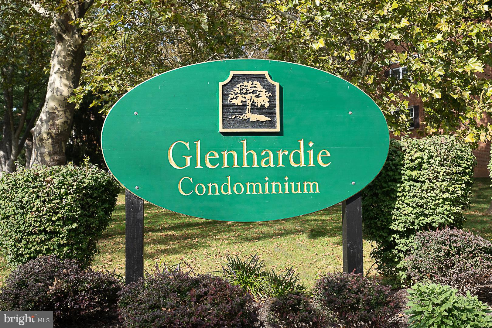GLENHARDIE - Residential