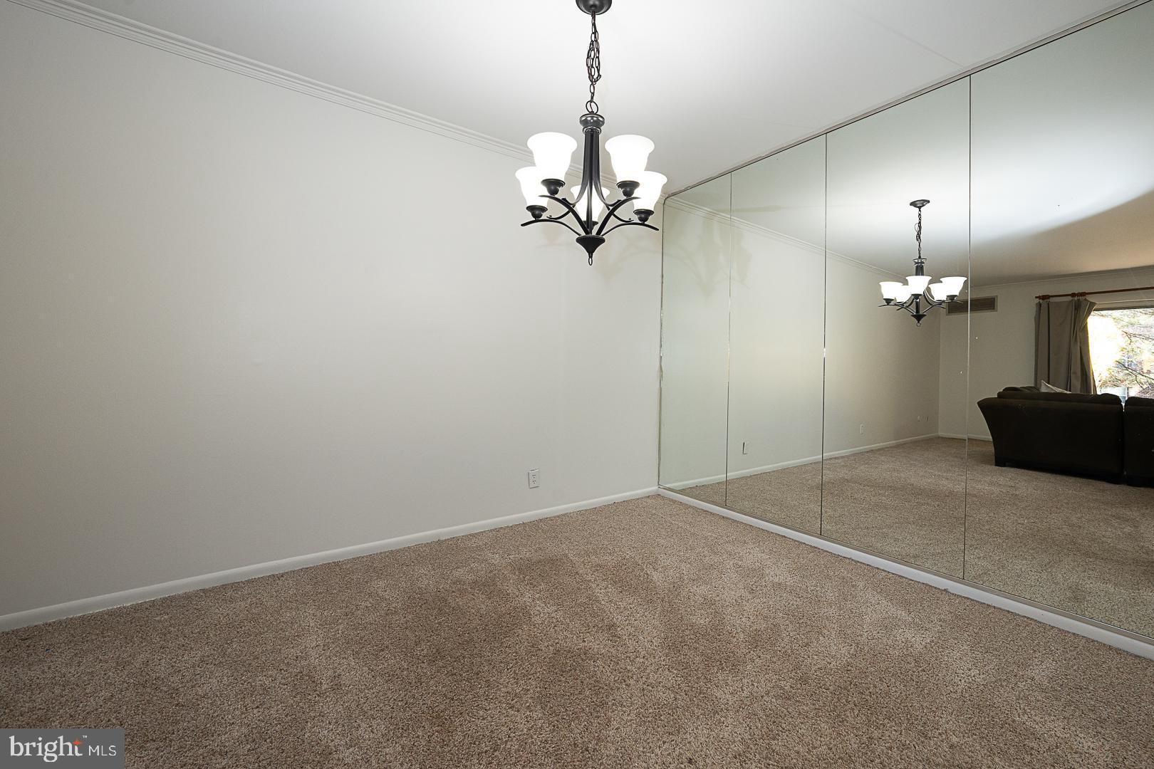 GLENHARDIE - Residential