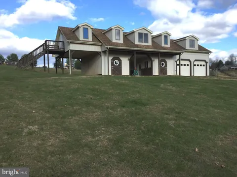 9078 NW Barn Apt. Knoll Run Ln, Marshall, VA MLS: VAFQ2020156