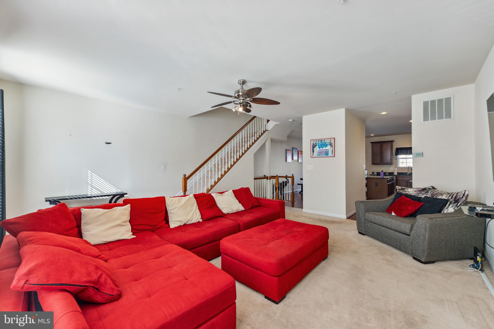 CHELSEA MANOR - Residential Lease