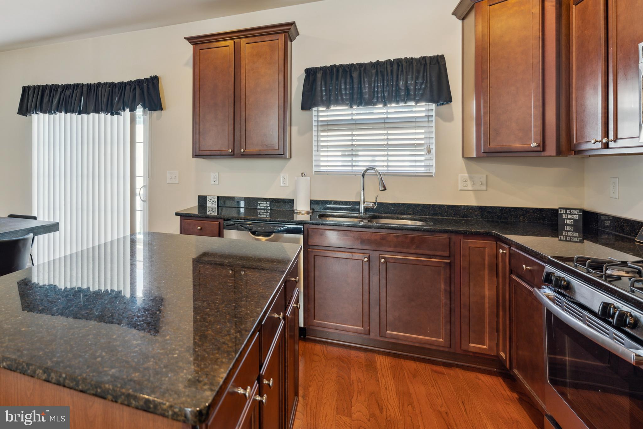 CHELSEA MANOR - Residential Lease