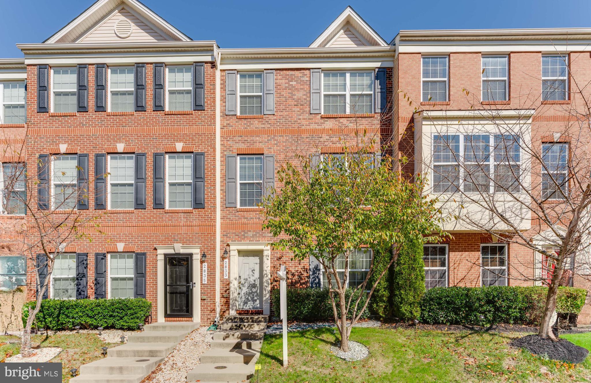 CHELSEA MANOR - Residential Lease