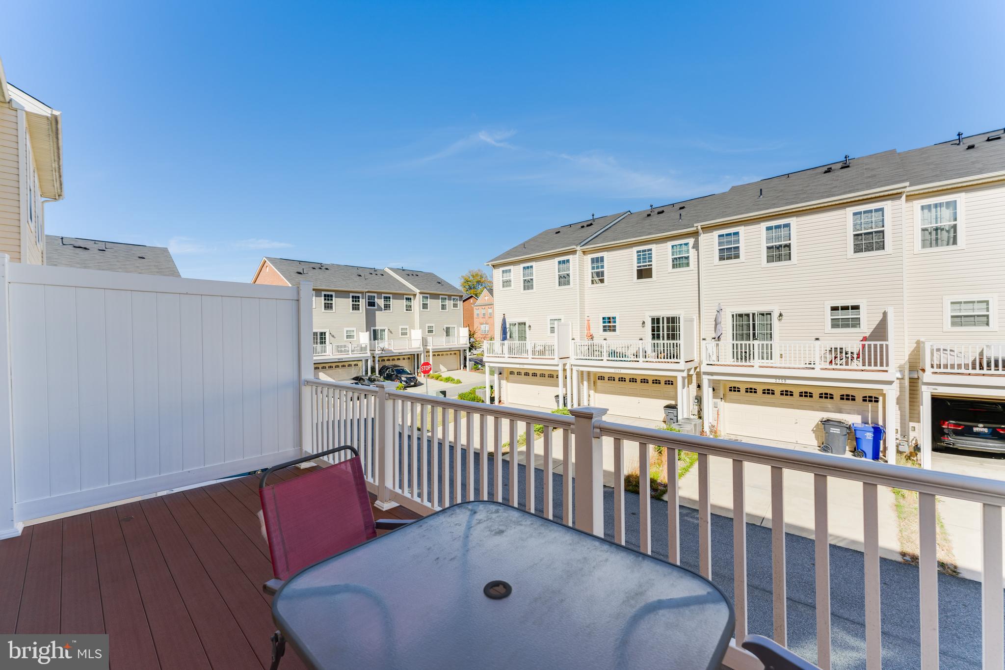 CHELSEA MANOR - Residential Lease