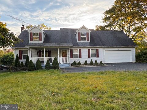 Photo of 2710 S Old Bethlehem Pike, SELLERSVILLE, PA 18960 (MLS # PABU2107826)