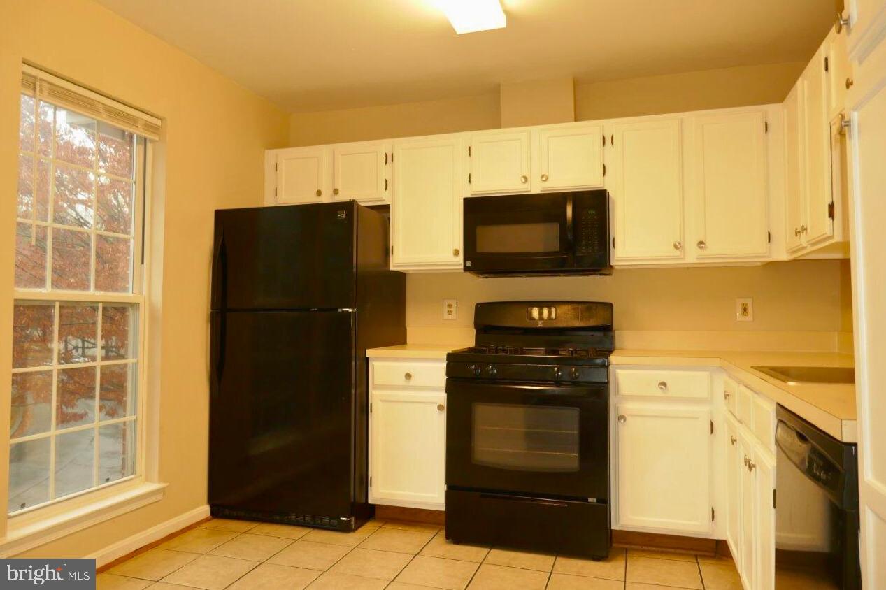 SILVERBROOK WOOD - Residential