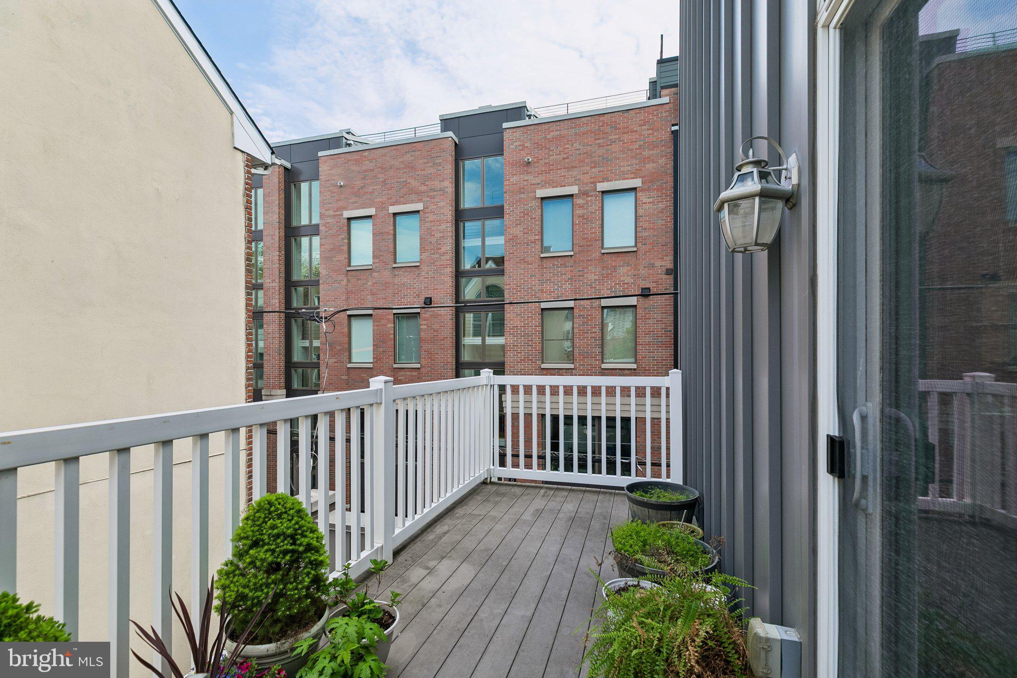 GRADUATE HOSPITAL - Residential