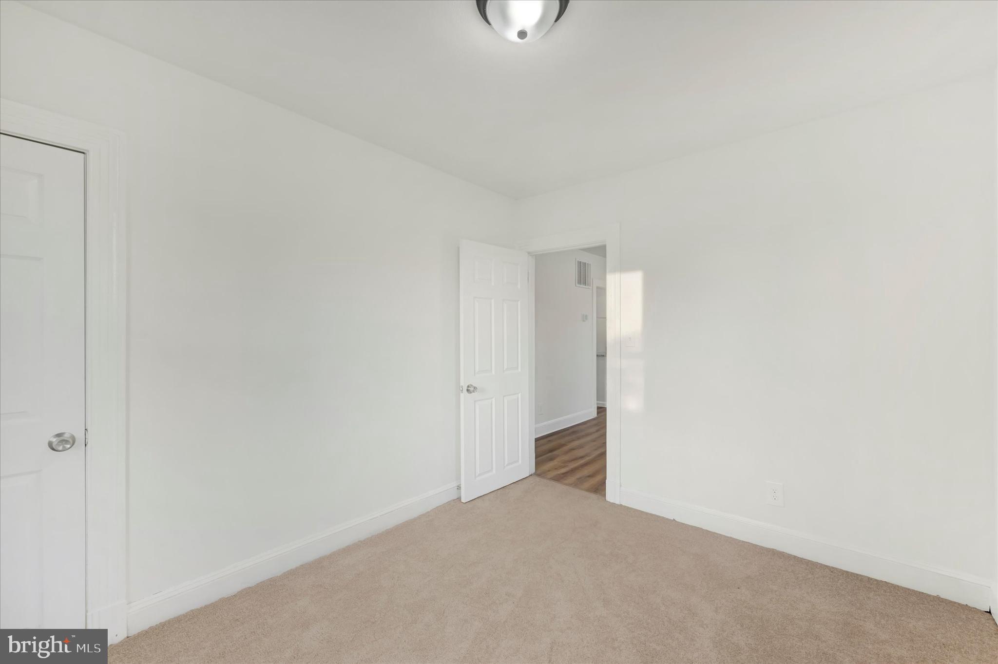 ESSEX - Residential