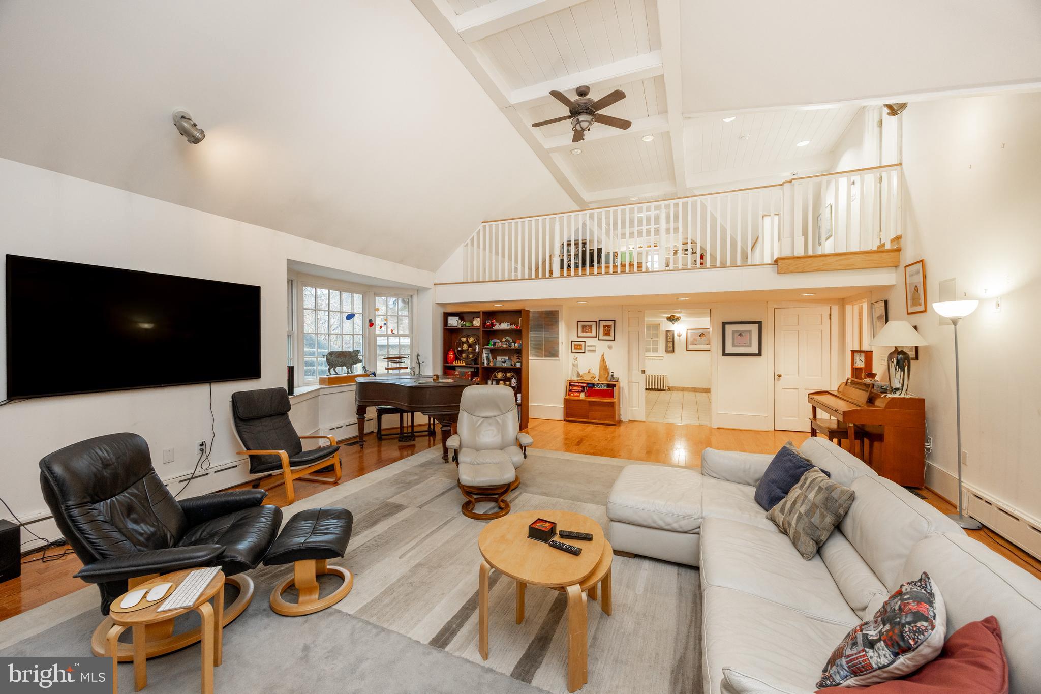 SMOKEHOUSE FARMS - Residential