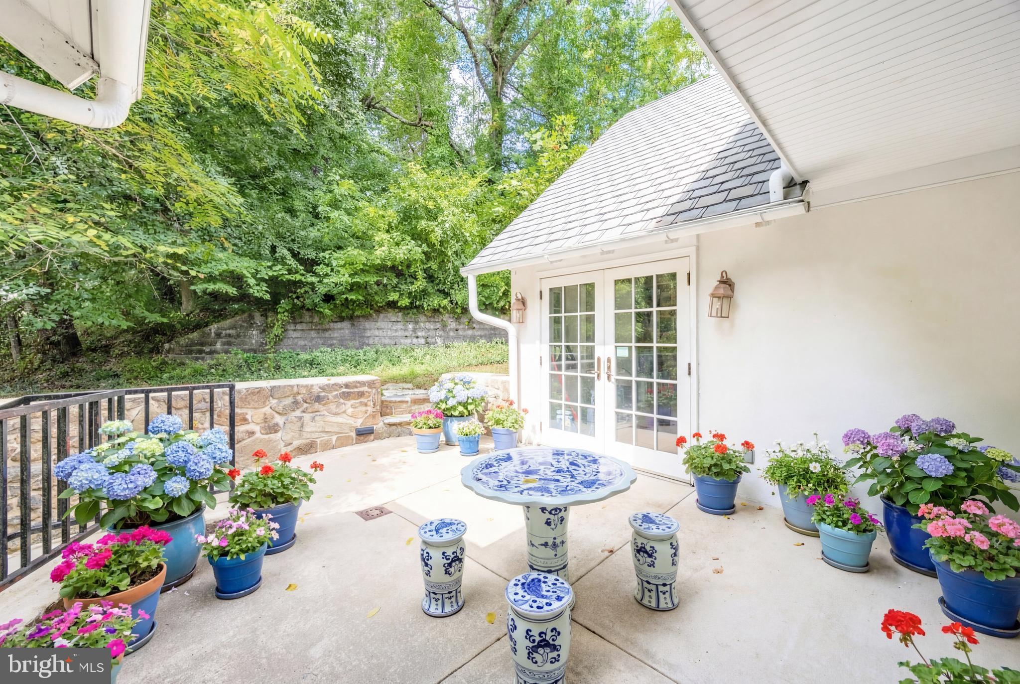 SMOKEHOUSE FARMS - Residential