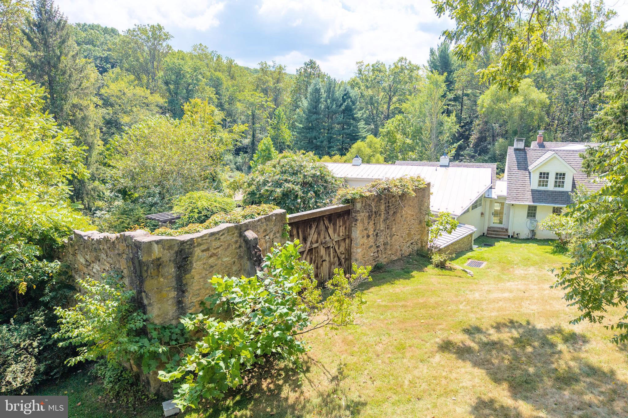 SMOKEHOUSE FARMS - Residential