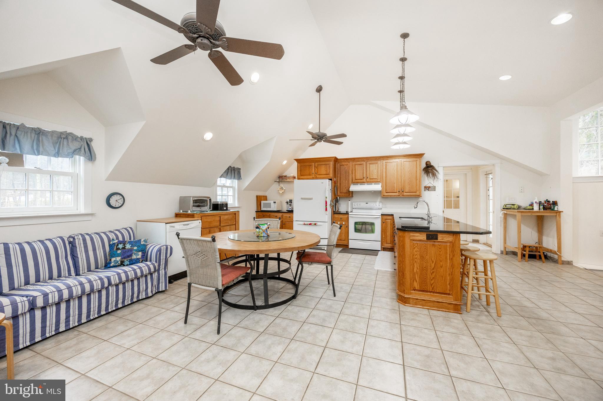 SMOKEHOUSE FARMS - Residential