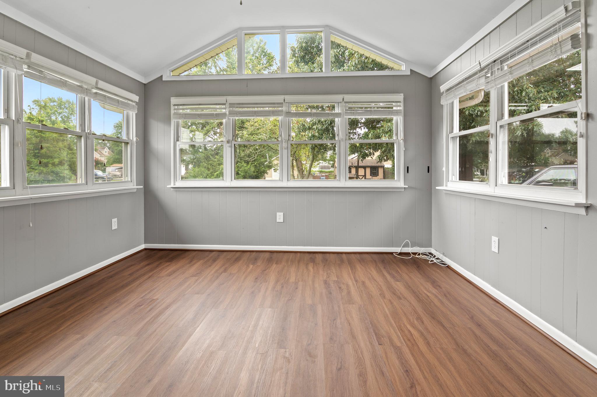 DEALE PARK - Residential