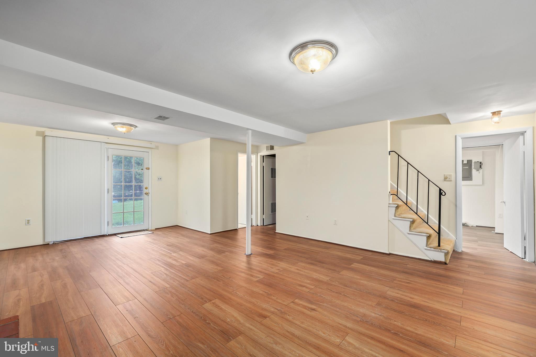 DALE CITY - Residential