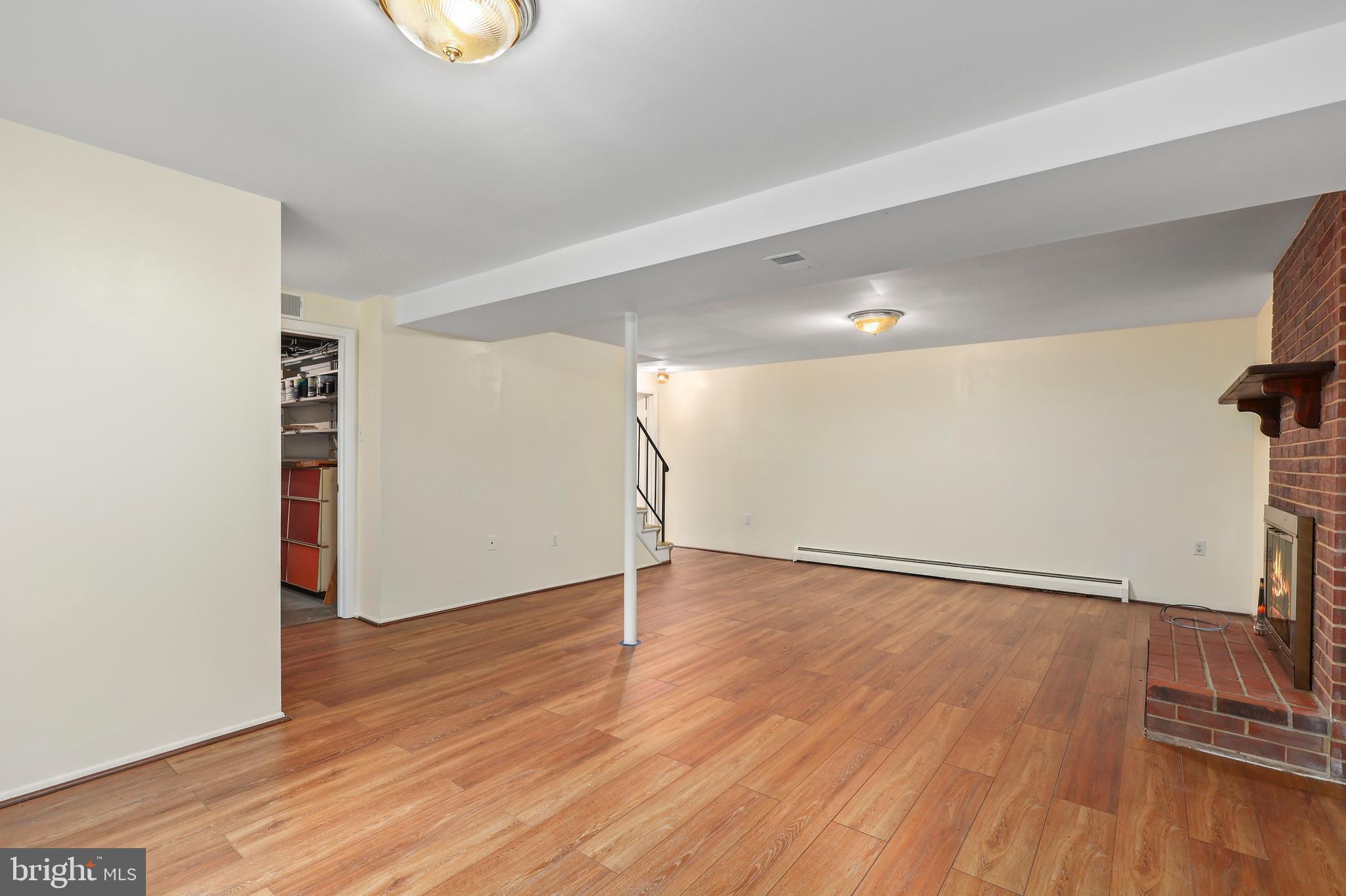 DALE CITY - Residential