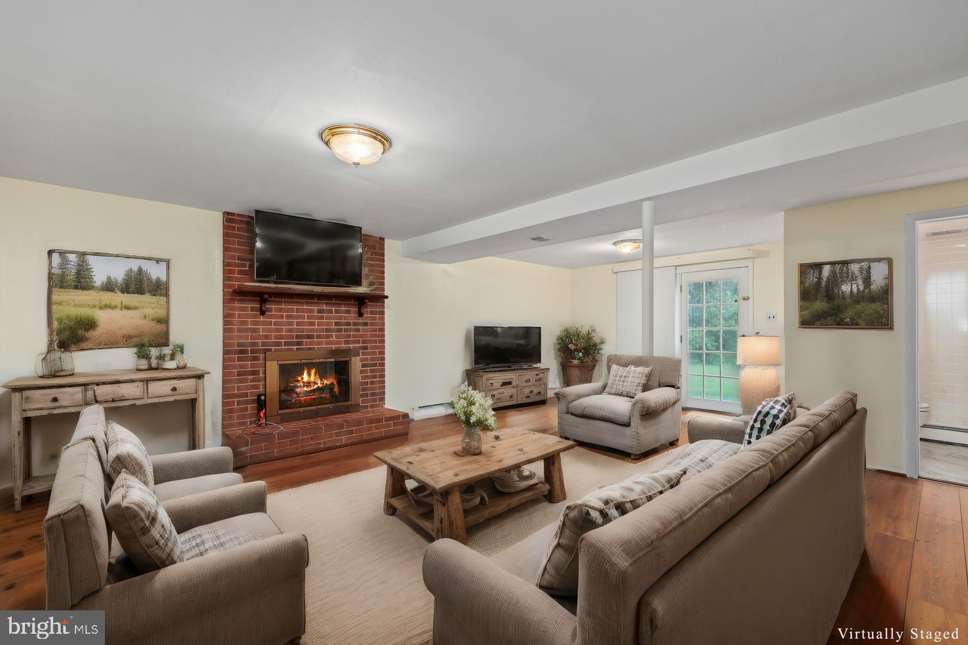 DALE CITY - Residential