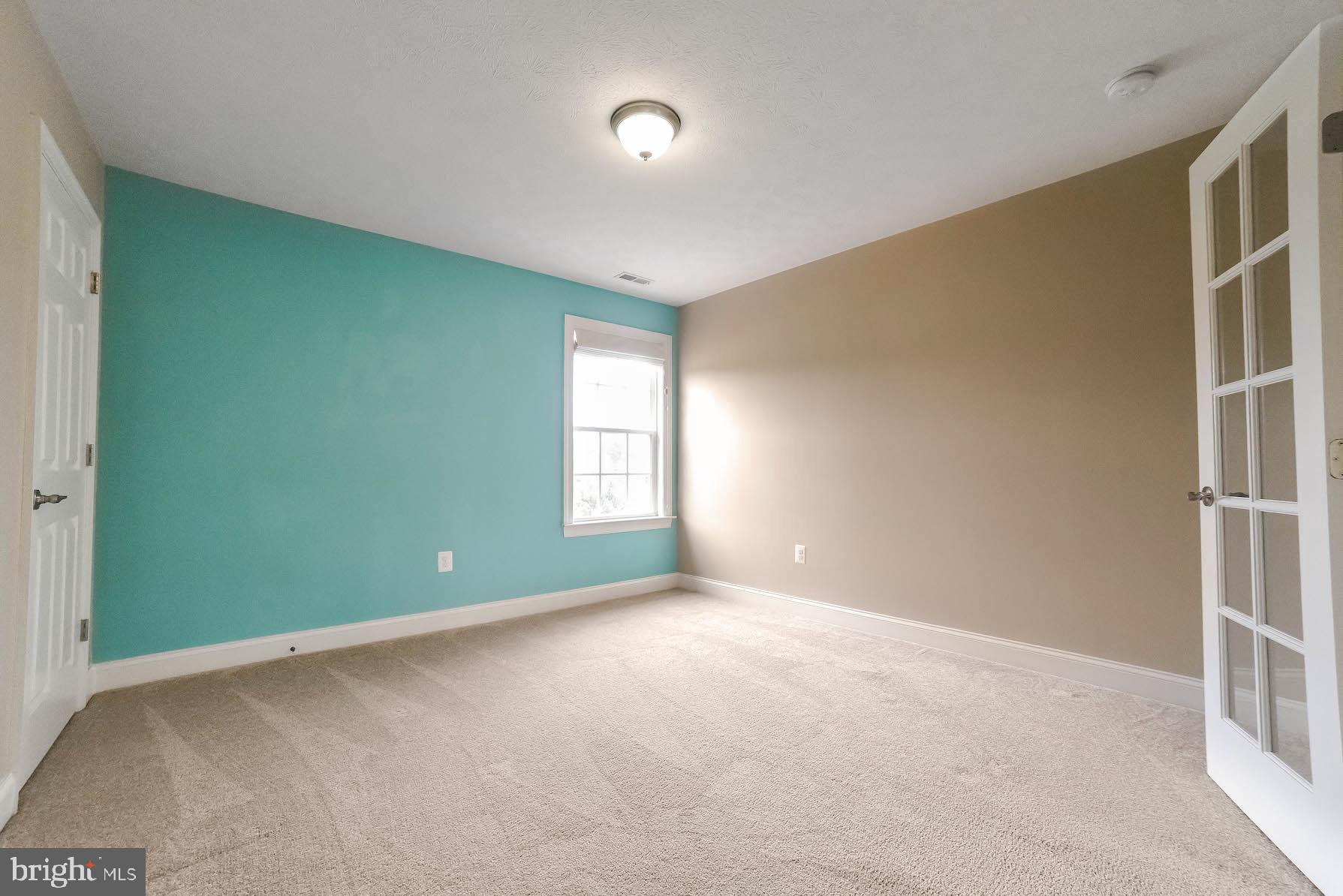 HERITAGE MANOR - Residential