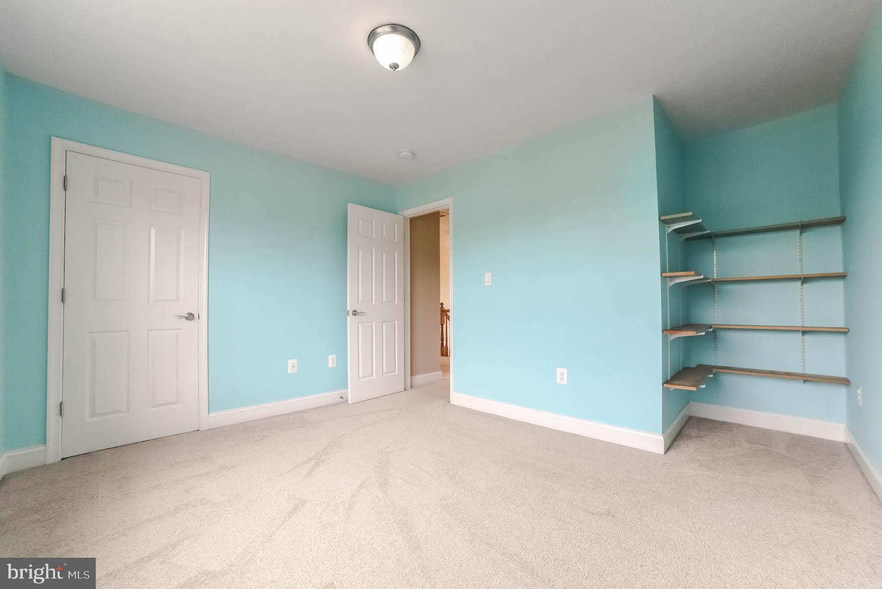 HERITAGE MANOR - Residential