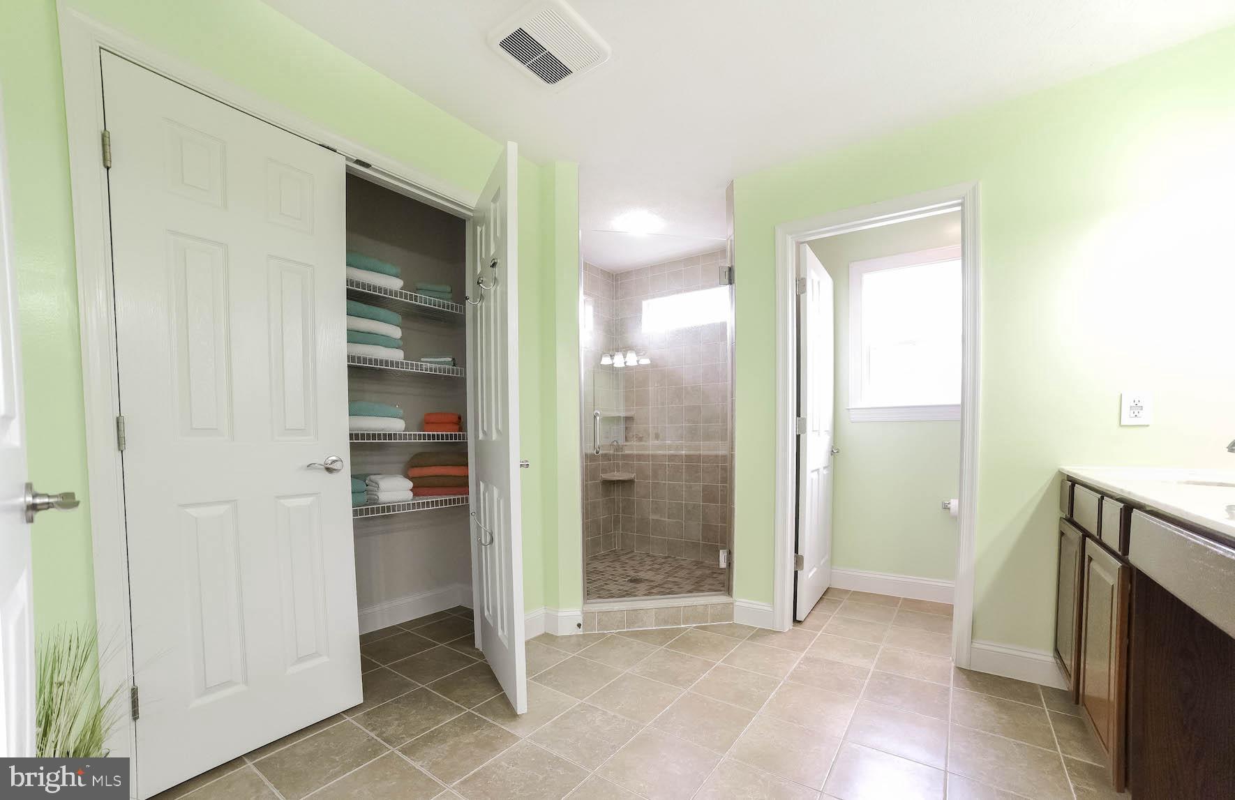 HERITAGE MANOR - Residential