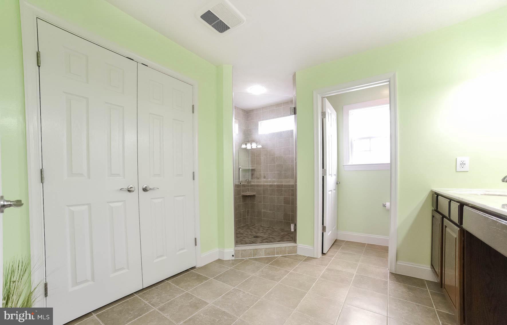 HERITAGE MANOR - Residential