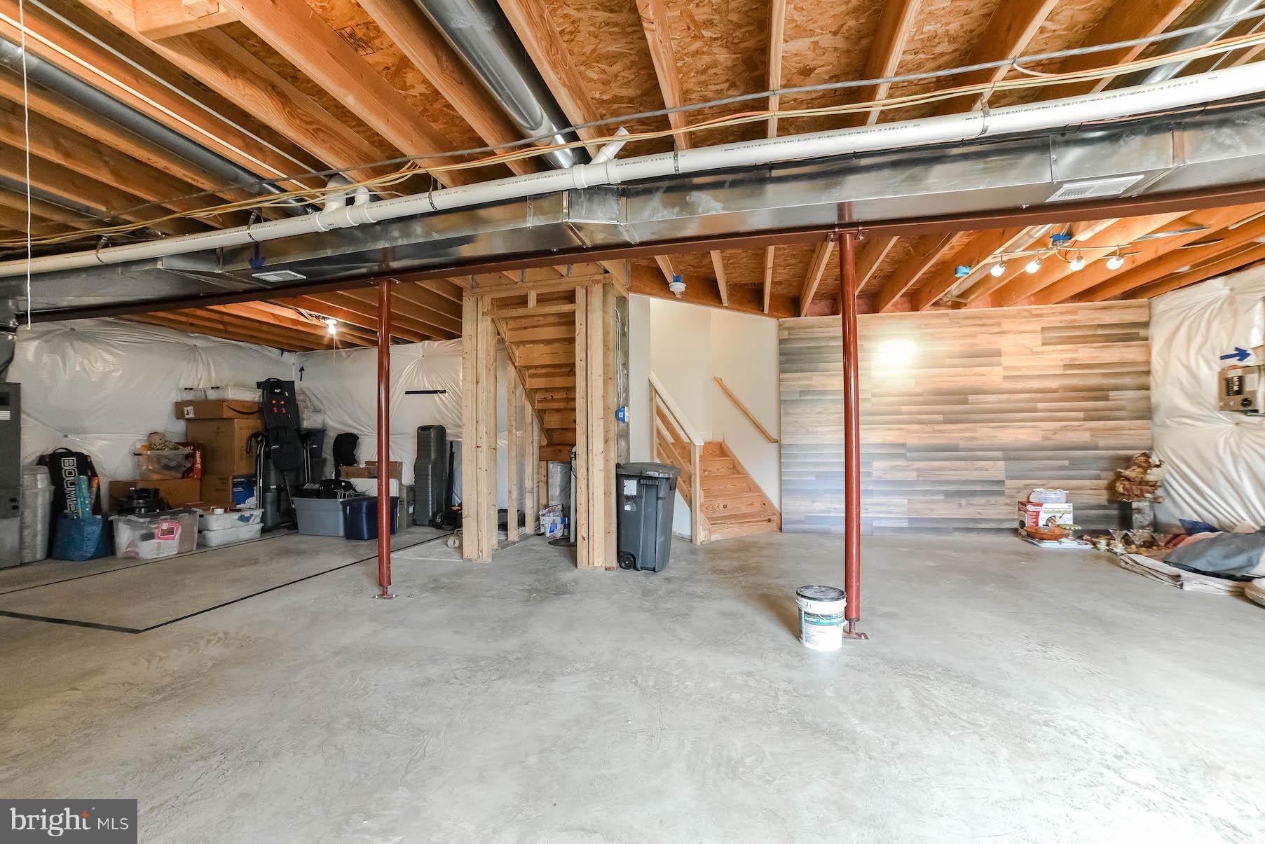 HERITAGE MANOR - Residential