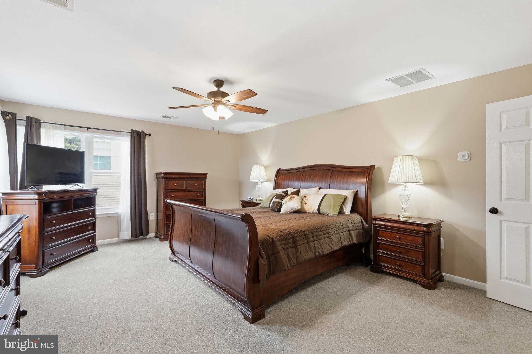 VILLAGES OF PURCELLVILLE - Residential