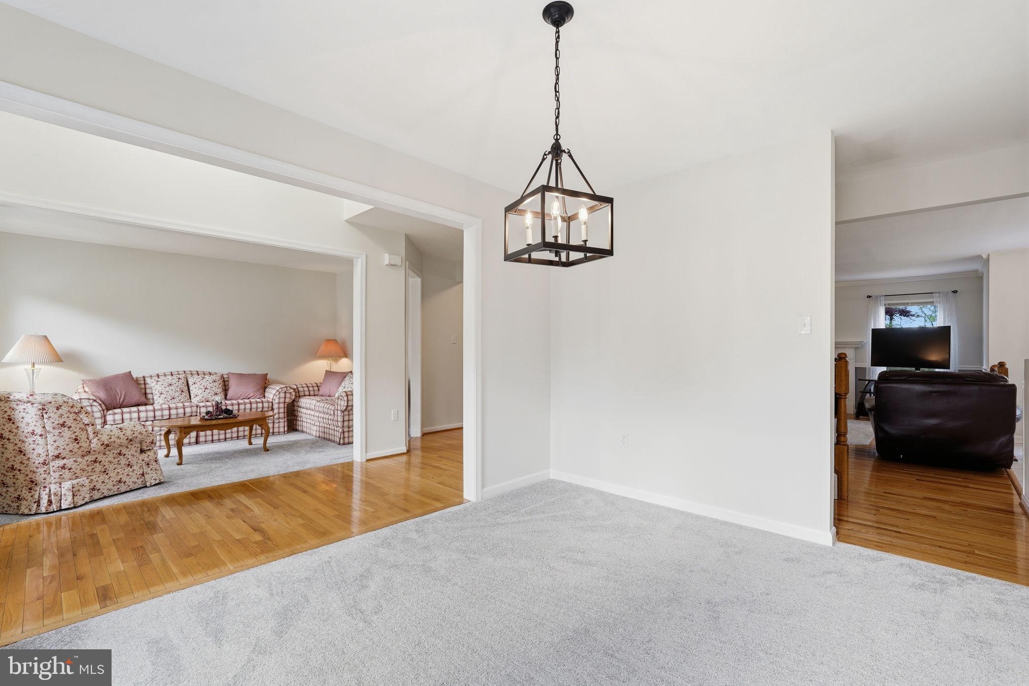 VILLAGES OF PURCELLVILLE - Residential