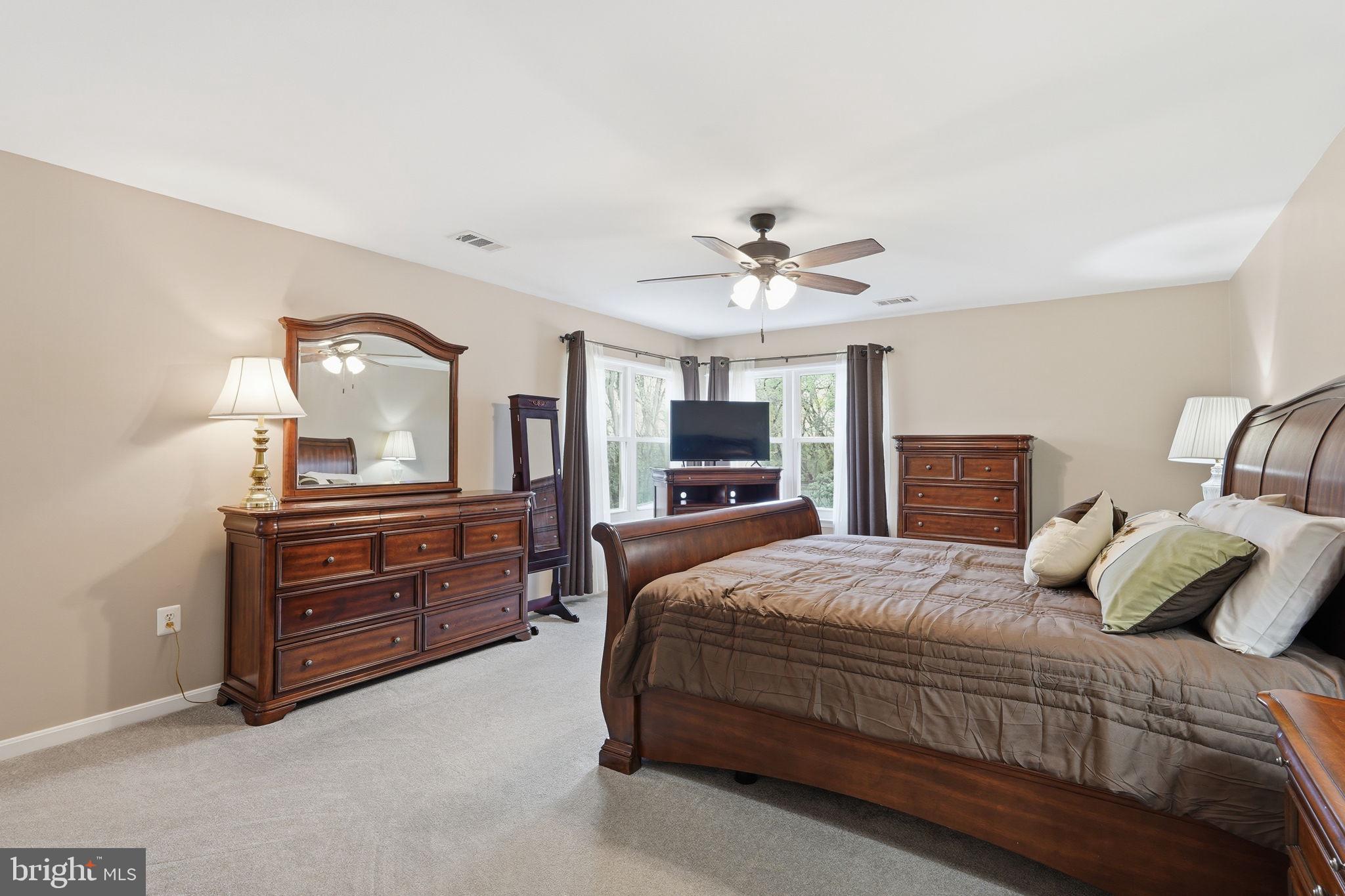 VILLAGES OF PURCELLVILLE - Residential